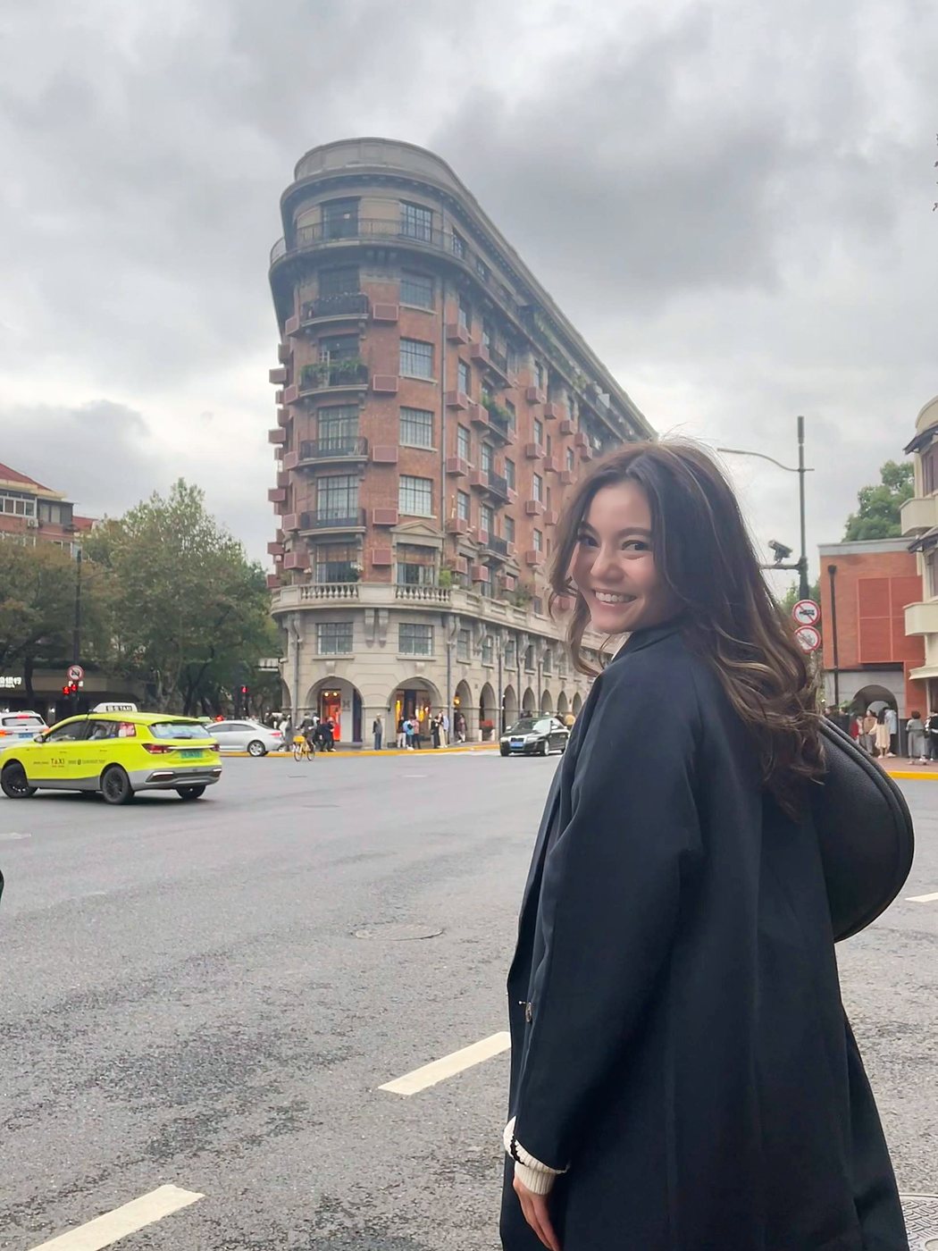 Shi Hui on a trip in Shanghai